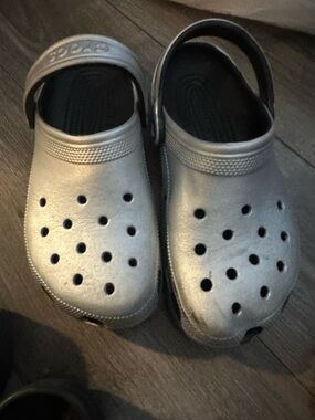 CROCS Metallic Silver Classic Clogs